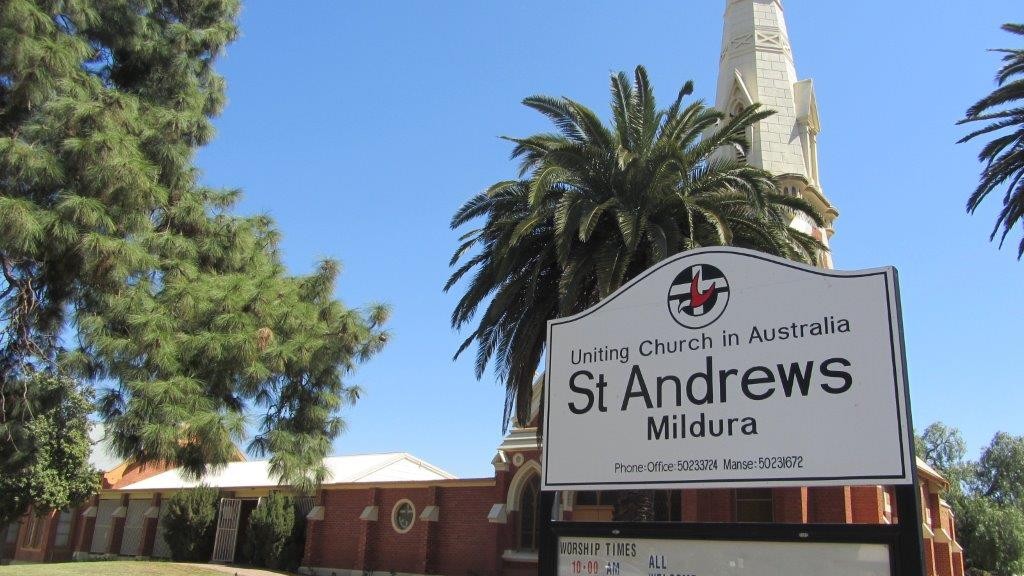 Photo of the exterior of St Andrew's Mildura